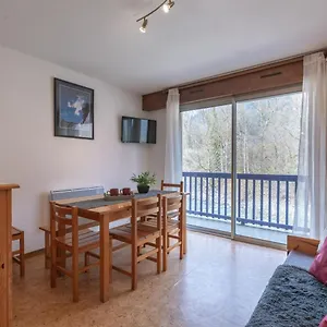  Appartement Saint-lary-soulan, 2 Pièces, 4 Personnes - Fr-1-296-206
